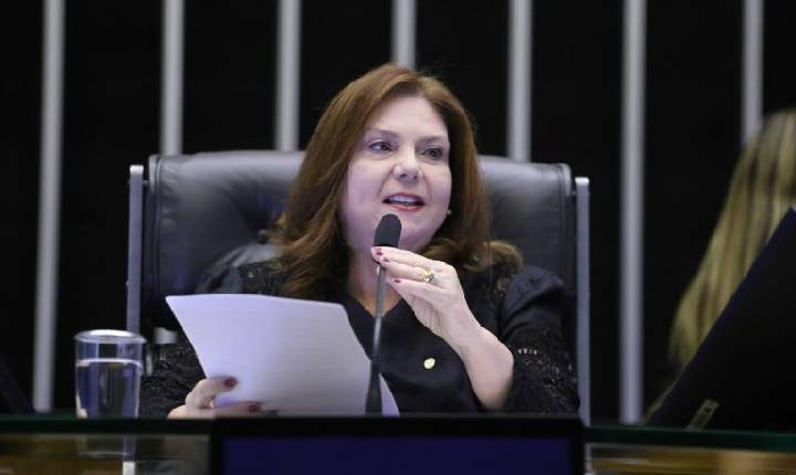 Comissão de Constituição e Justiça aprova campanha sobre uso de remédios psiquiátricos por crianças