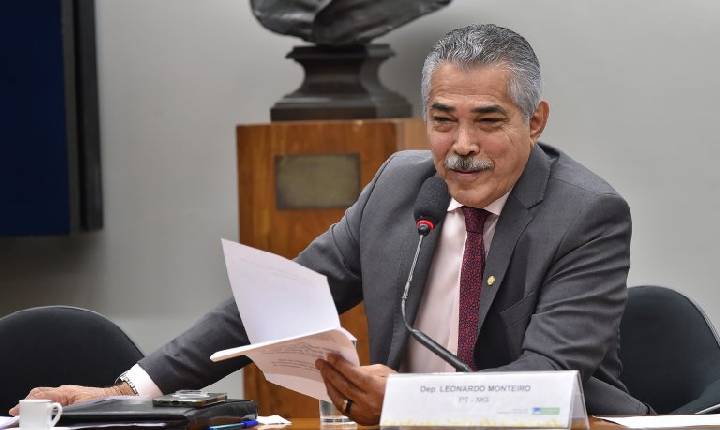 Comissões debatem novas relações de trabalho e o papel do Judiciário