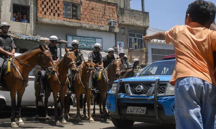  Moraes recebe demandas de movimentos sociais em ADPF das Favelas 