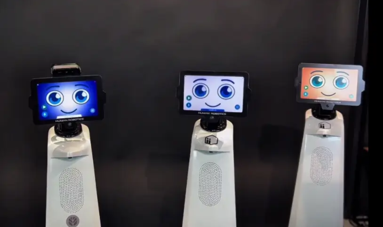 Robôs de autoatendimento vão guiar visitantes dentro do ESX